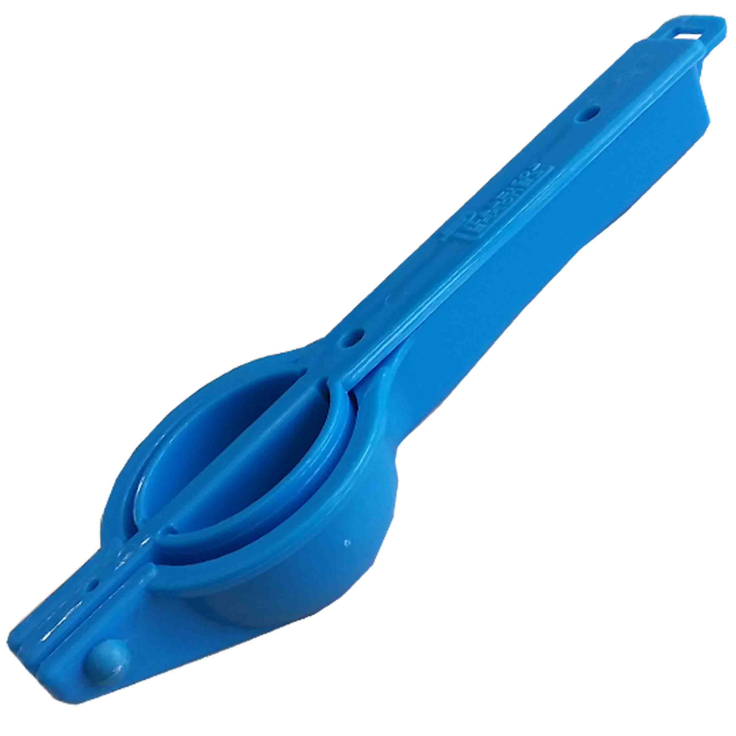Exprimidor de plastico con refuerzo de acero para limon